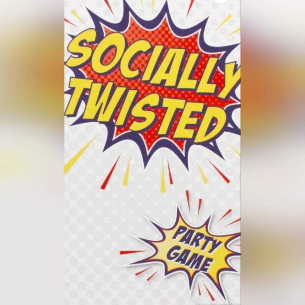 SOCIALLY TWISTED™ “FRIENDS & FAMILY” Card Game New in Sealed Package